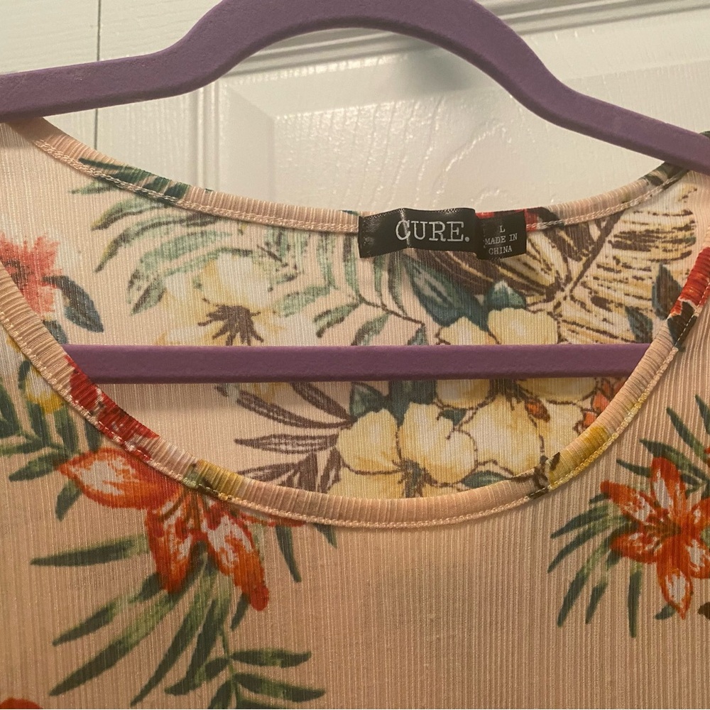 Light Pink Hawaiian Blouse by CURE with Yellow, Red, Orange Flowers Large - Picture 2 of 8